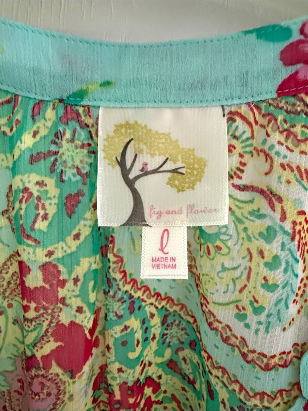 fig and flower Sheer Paisley Floral V-Neck Blouse in Aqua & Pink - Picture 2 of 6